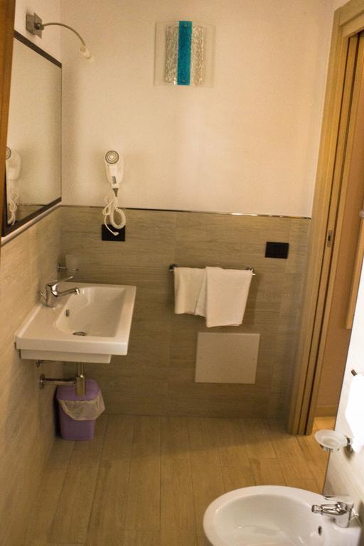 Real B&B Primo Sole Кастельсардо Экстерьер фото